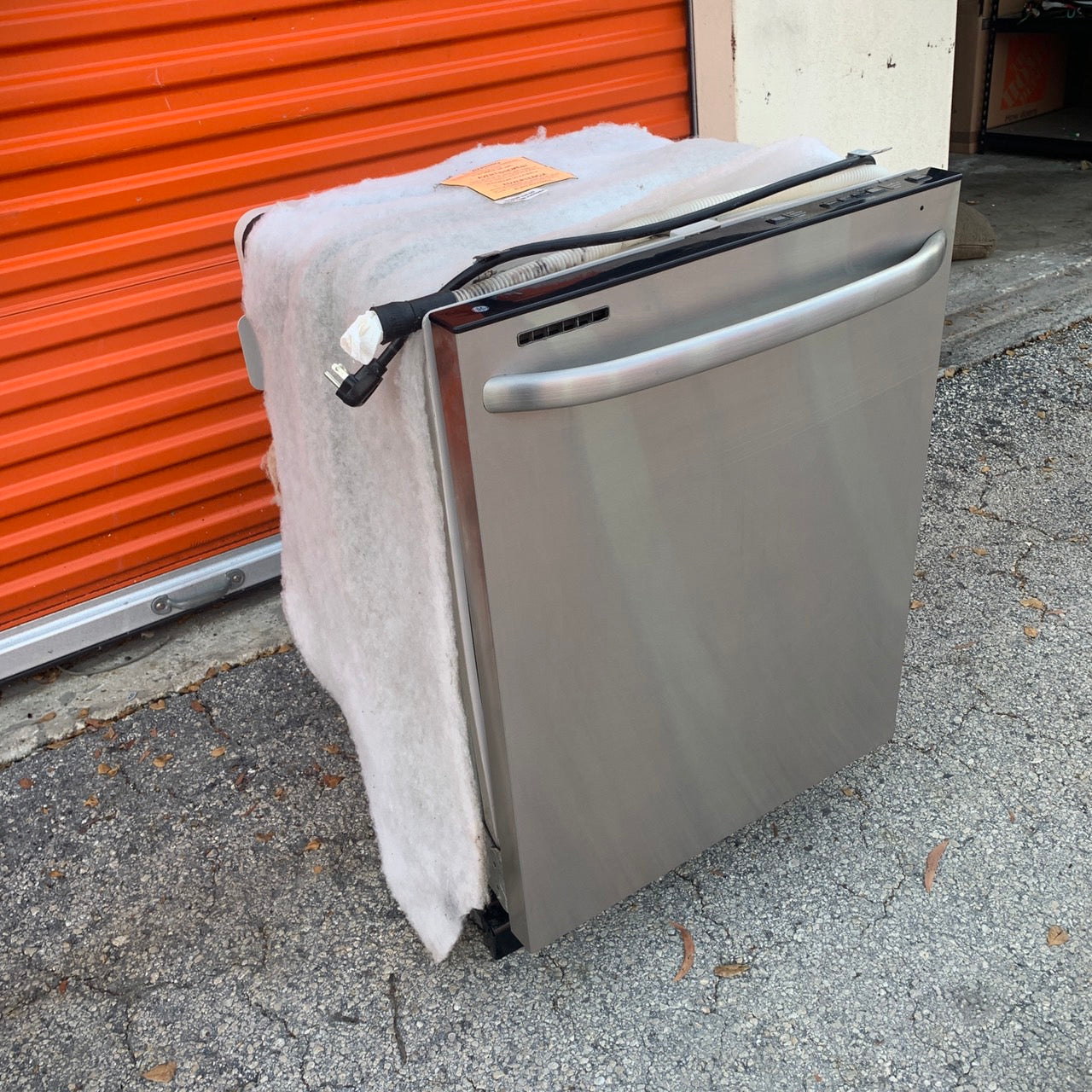 GE Stainless Steel Dishwasher GE Stainless Steel Dishwasher